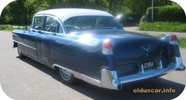 1954 Cadillac Series 62 4d Sedan Back